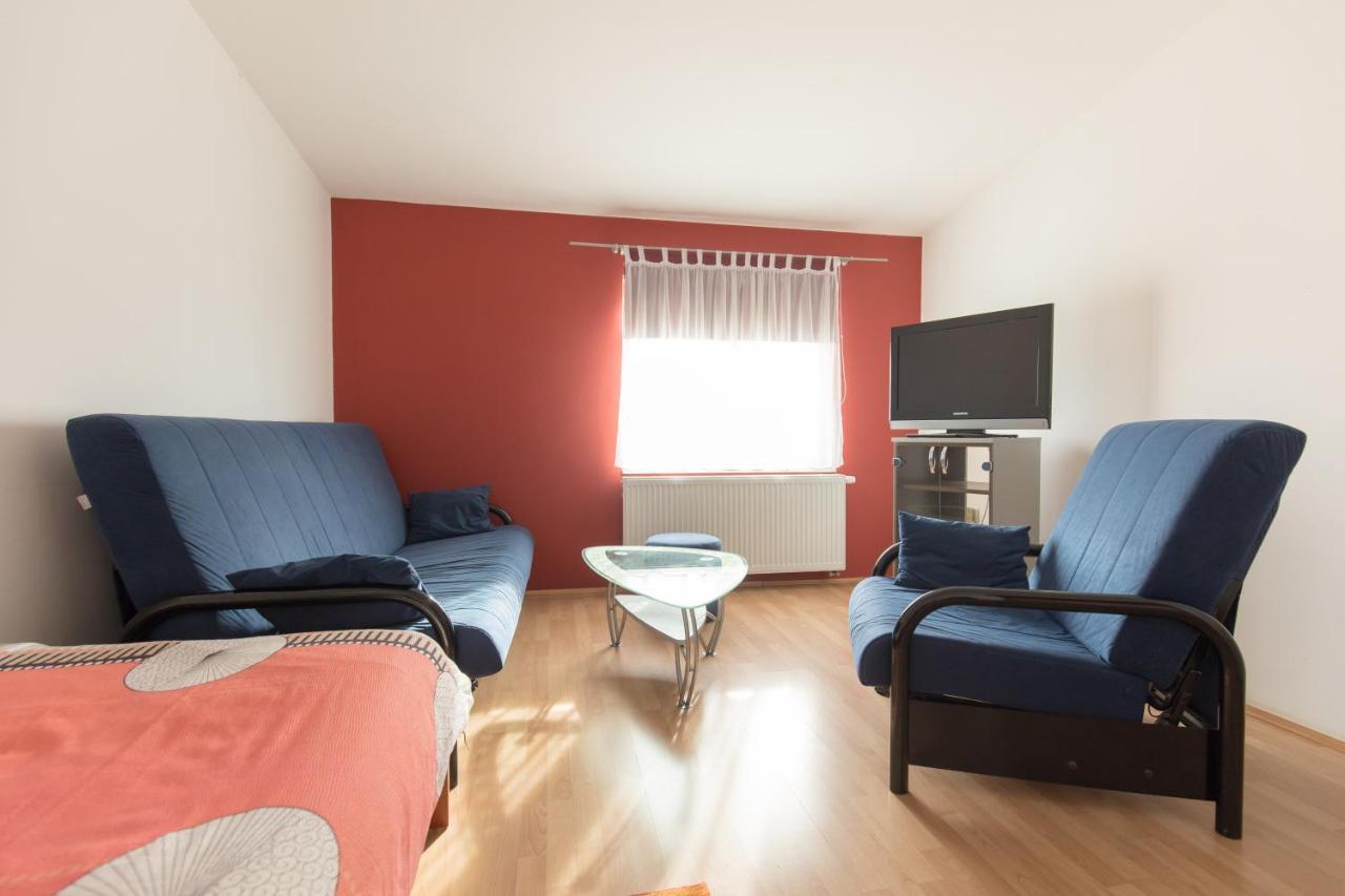 Guesthouse Capistro Bilje المظهر الخارجي الصورة