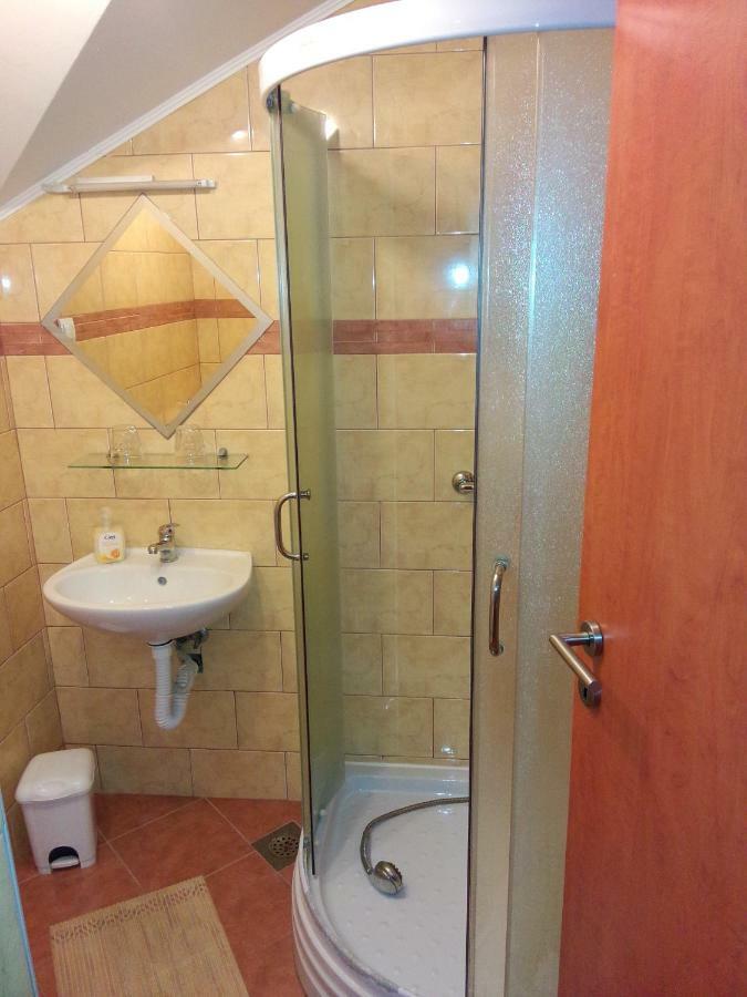 Guesthouse Capistro Bilje المظهر الخارجي الصورة